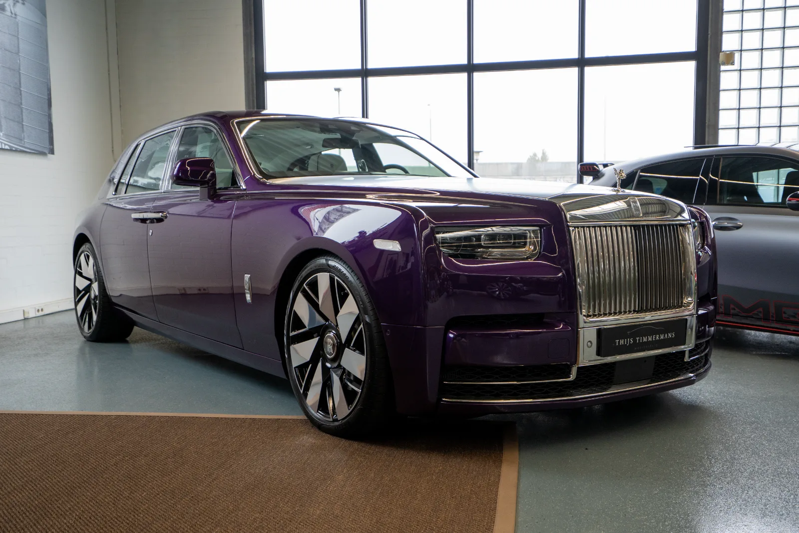 Rolls-Royce Phantom in de showroom